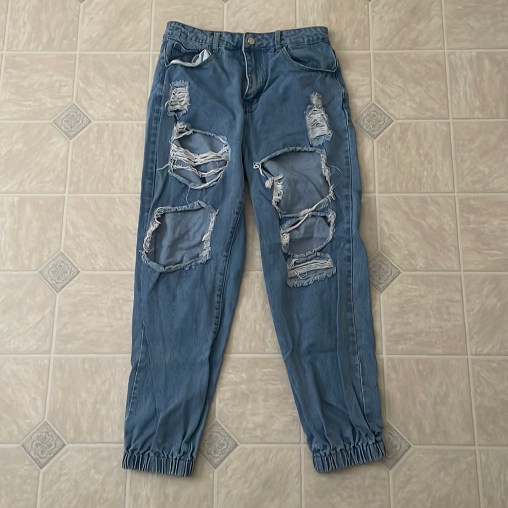 SHEIN Distressed Blue Jogger Jeans with Elastic Ankles